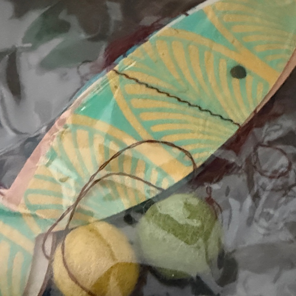 NWOT Colorful Fish Paper Garland